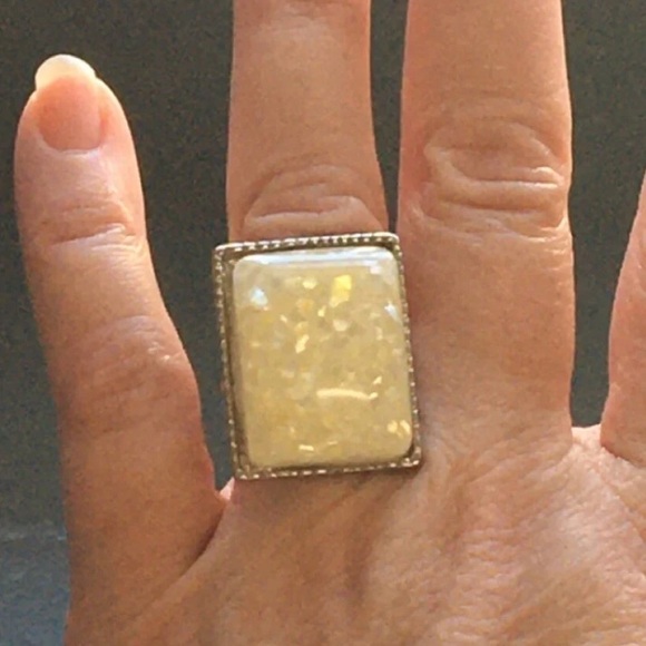 Vintage Estate Emerald Cabochon Genuine Natural Fire Agate Statement Ring - Picture 5 of 12